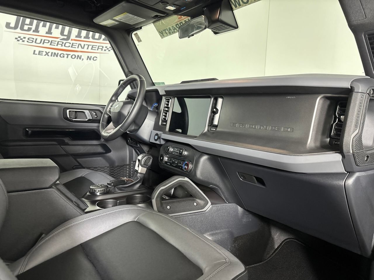 Used 2024 Ford Bronco Big Bend AWD/4WD image 28