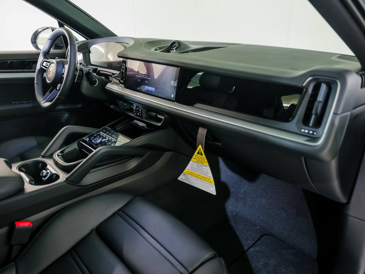 New 2026 Porsche Cayenne Coupe AWD/4WD image 26