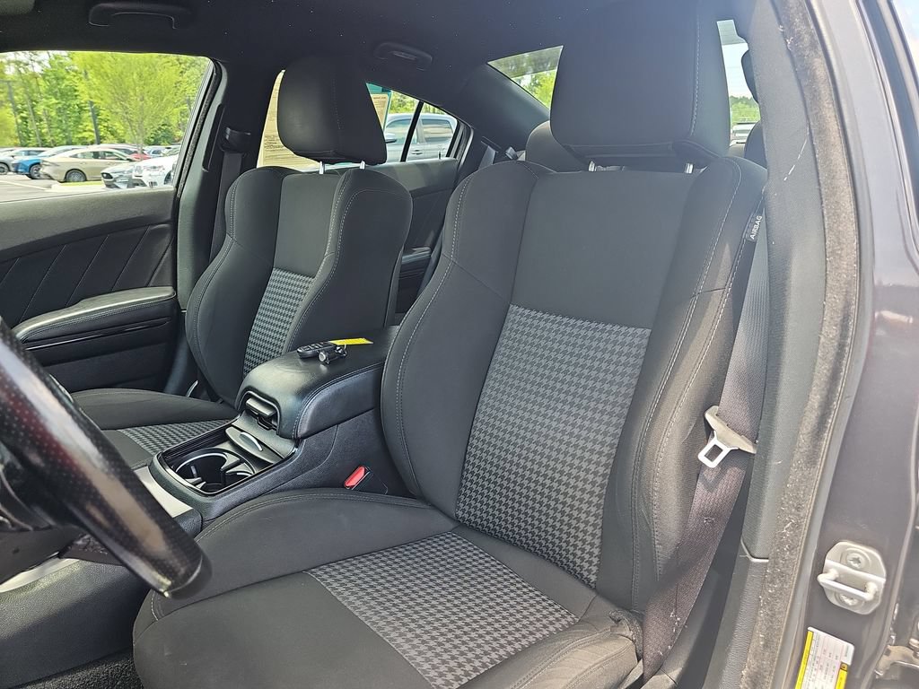 Used 2021 Dodge Charger R/T w/ Blacktop Package RWD image 15