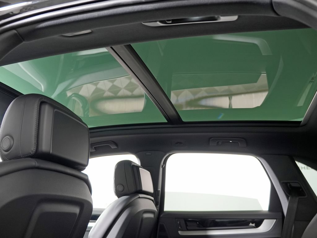 New 2026 Porsche Cayenne AWD/4WD image 19