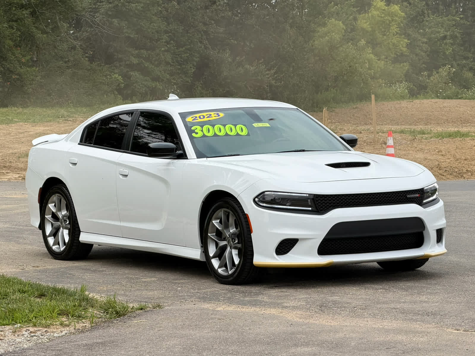Used 2023 Dodge Charger GT RWD image 3