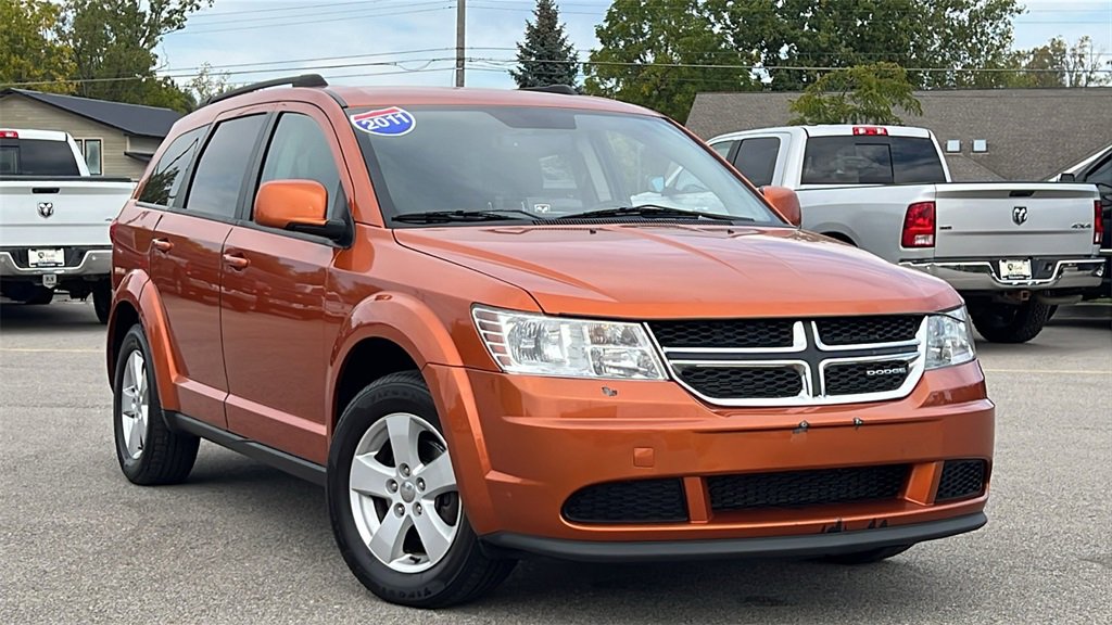 Used 2011 Dodge Journey Express image 2