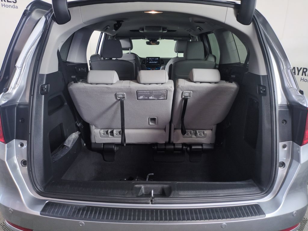 Certified 2024 Honda Odyssey Touring image 26