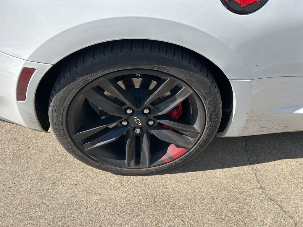 Used 2022 Chevrolet Camaro SS w/ Redline Edition image 9