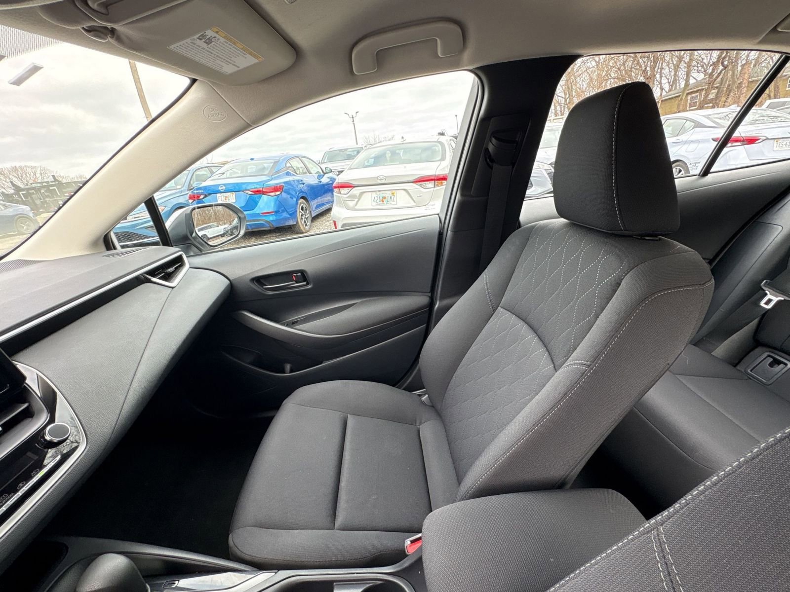 Used 2025 Toyota Corolla LE image 16