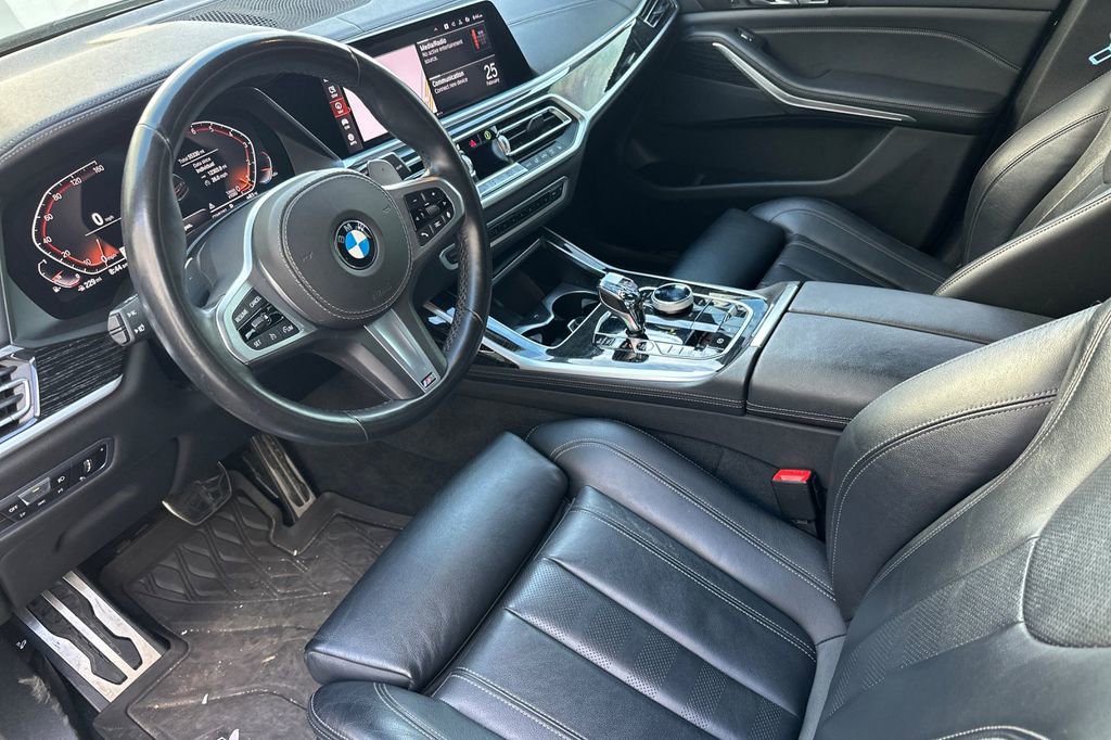 Used 2020 BMW X7 xDrive40i w/ M Sport Package image 9