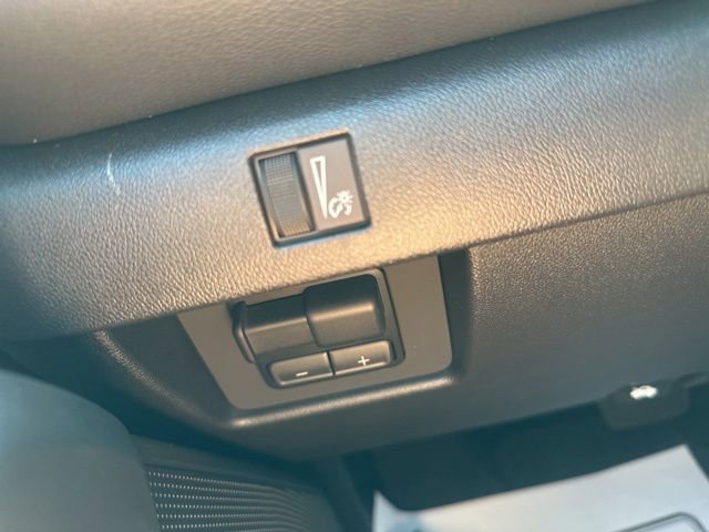 New 2025 Chevrolet Colorado LT w/ LT Convenience Package image 23