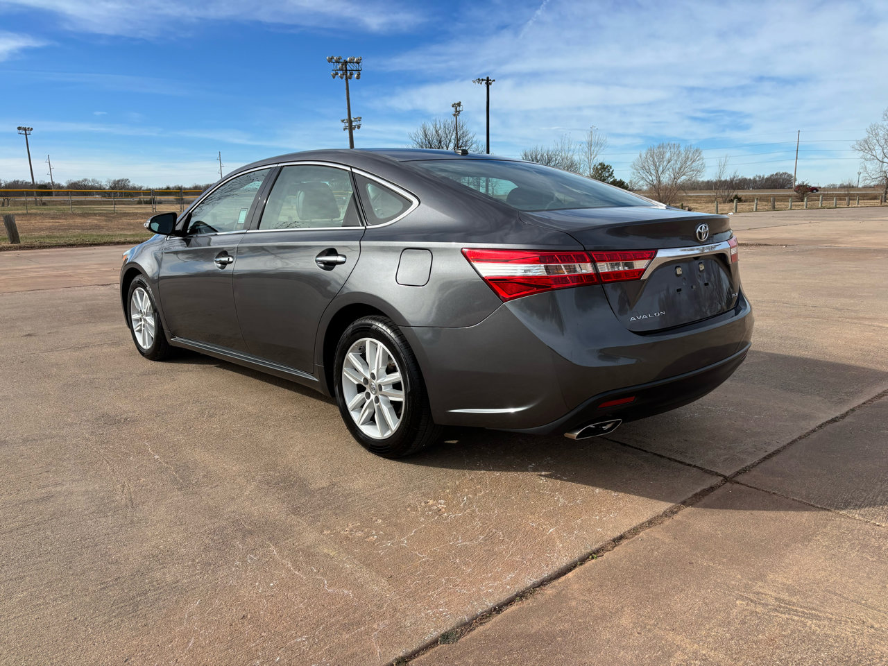 Used 2015 Toyota Avalon 4dr Sdn XLE Touring (Natl) image 6