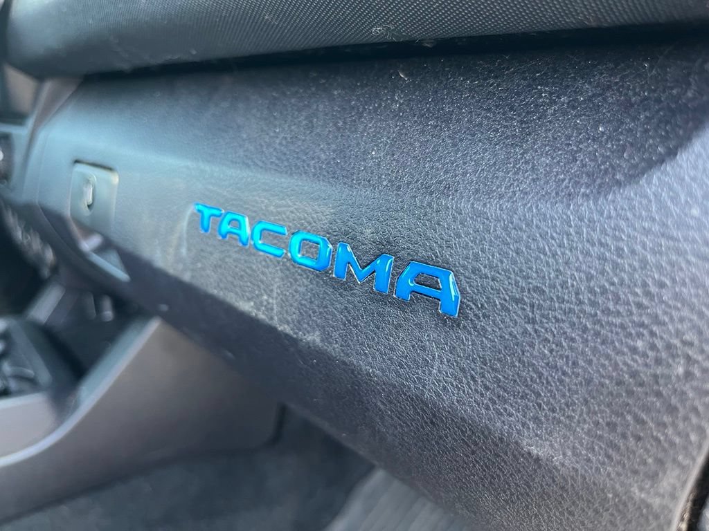 Used 2021 Toyota Tacoma TRD Sport AWD/4WD image 29
