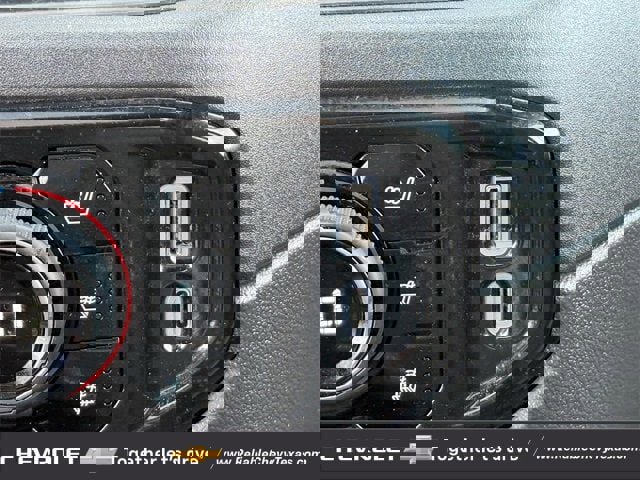 Certified 2025 Chevrolet Silverado 1500 ZR2 w/ Technology Package image 21