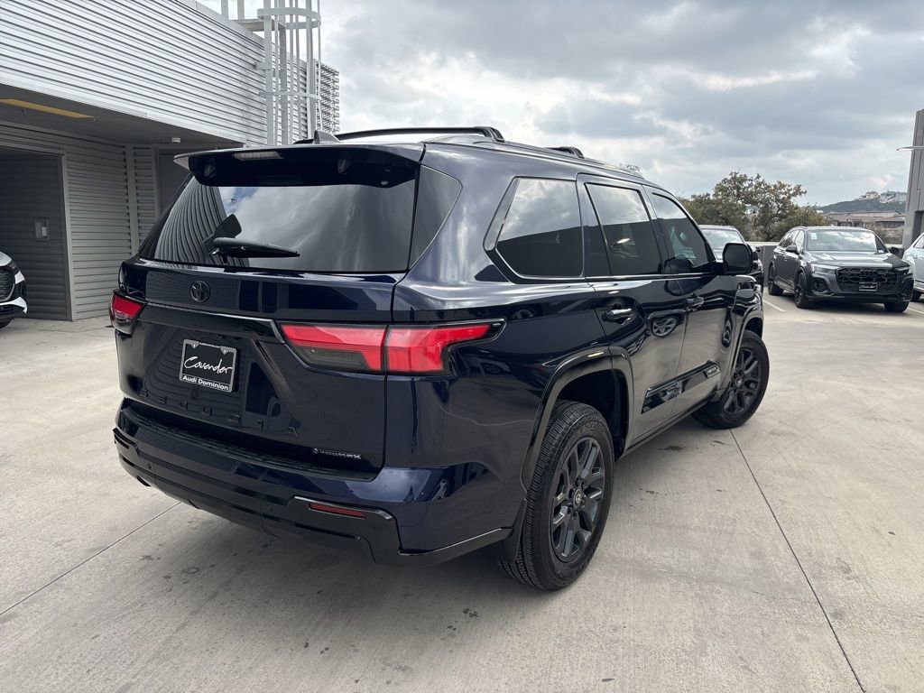 Used 2025 Toyota Sequoia Platinum image 6