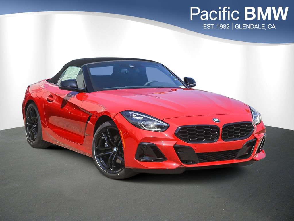 Used 2026 BMW Z4 sDrive30i w/ Shadowloine Package RWD image 1