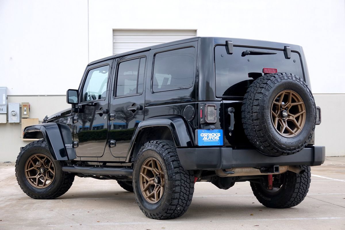 Used 2013 Jeep Wrangler Unlimited Rubicon w/ Connectivity Group image 4