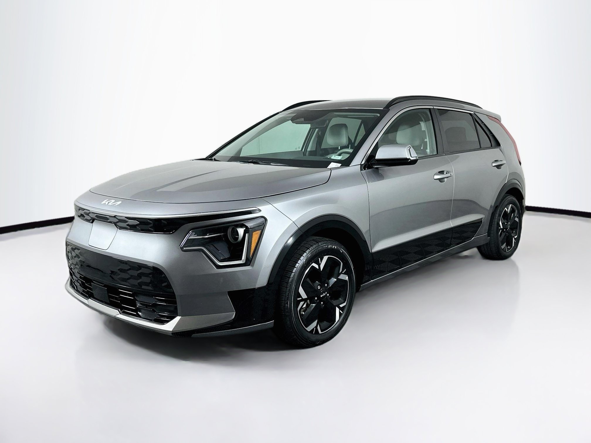 Used 2023 Kia Niro Wind FWD image 3