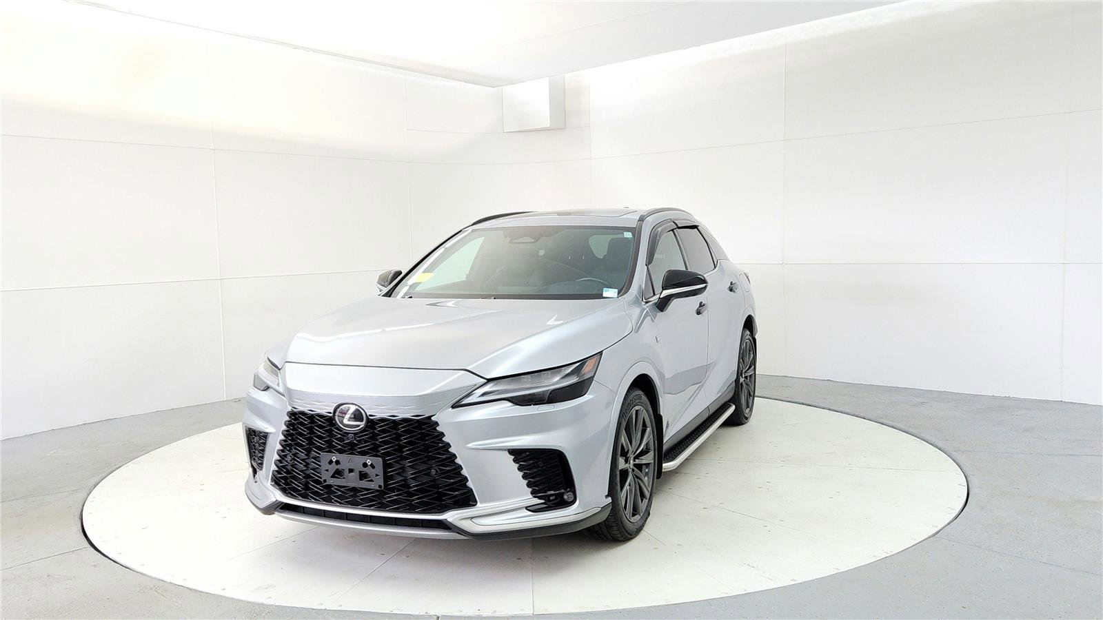 Used 2023 Lexus RX 350 F Sport w/ Accessory Package AWD/4WD image 2