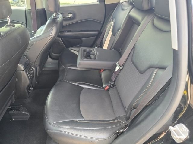 Used 2019 Jeep Compass Latitude AWD/4WD image 30