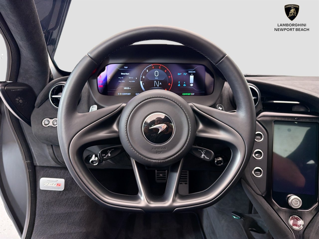 Used 2024 McLaren 750S RWD image 30