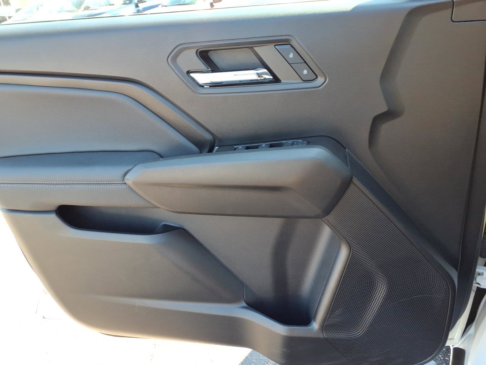 Used 2024 GMC Canyon Elevation w/ Convenience Package image 23