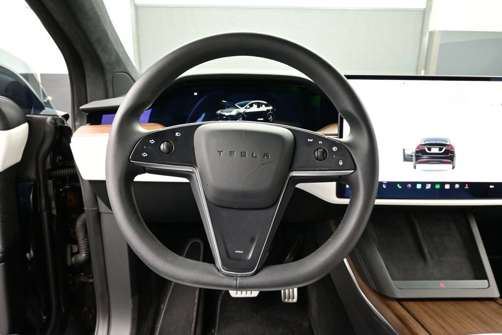 Used 2023 Tesla Model X AWD/4WD image 8