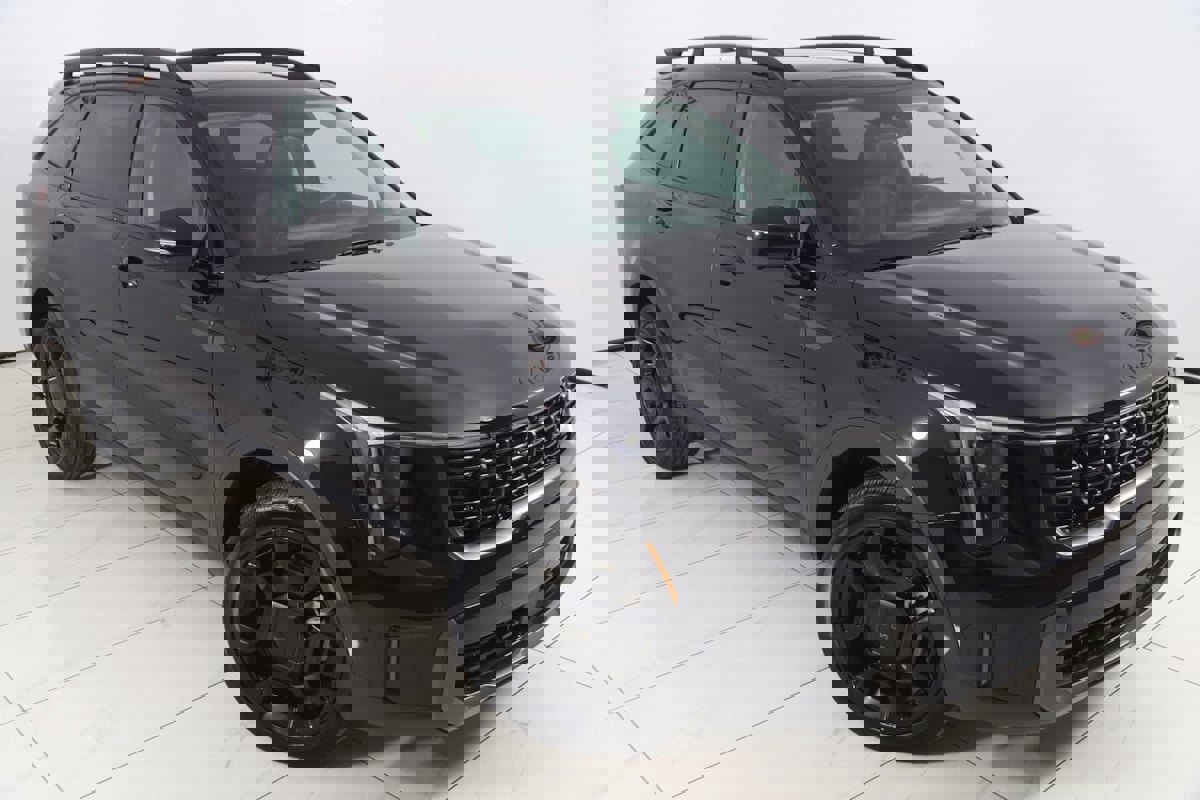 Used 2025 Kia Sorento SX image 18