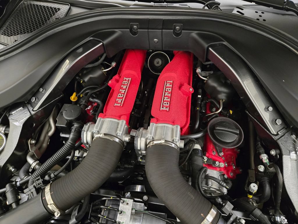Used 2023 Ferrari Roma RWD image 30