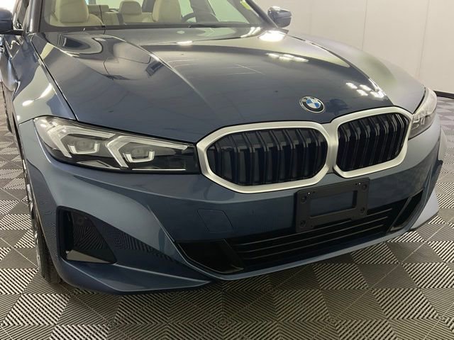 Certified 2025 BMW 330i xDrive Sedan w/ M Sport Package AWD/4WD image 8