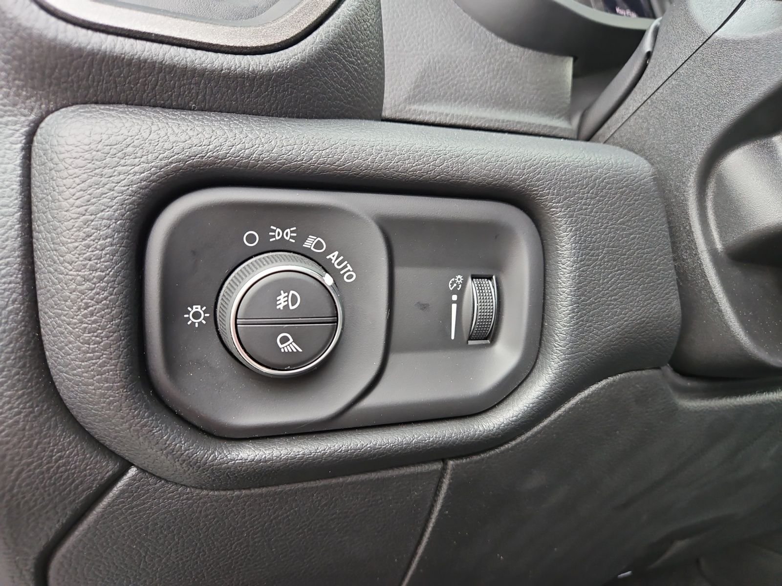 New 2026 RAM 2500 Tradesman AWD/4WD image 23