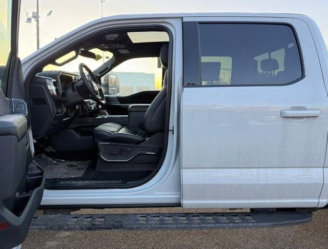 New 2026 Ford F250 Platinum w/ Tremor Off-Road Package image 12