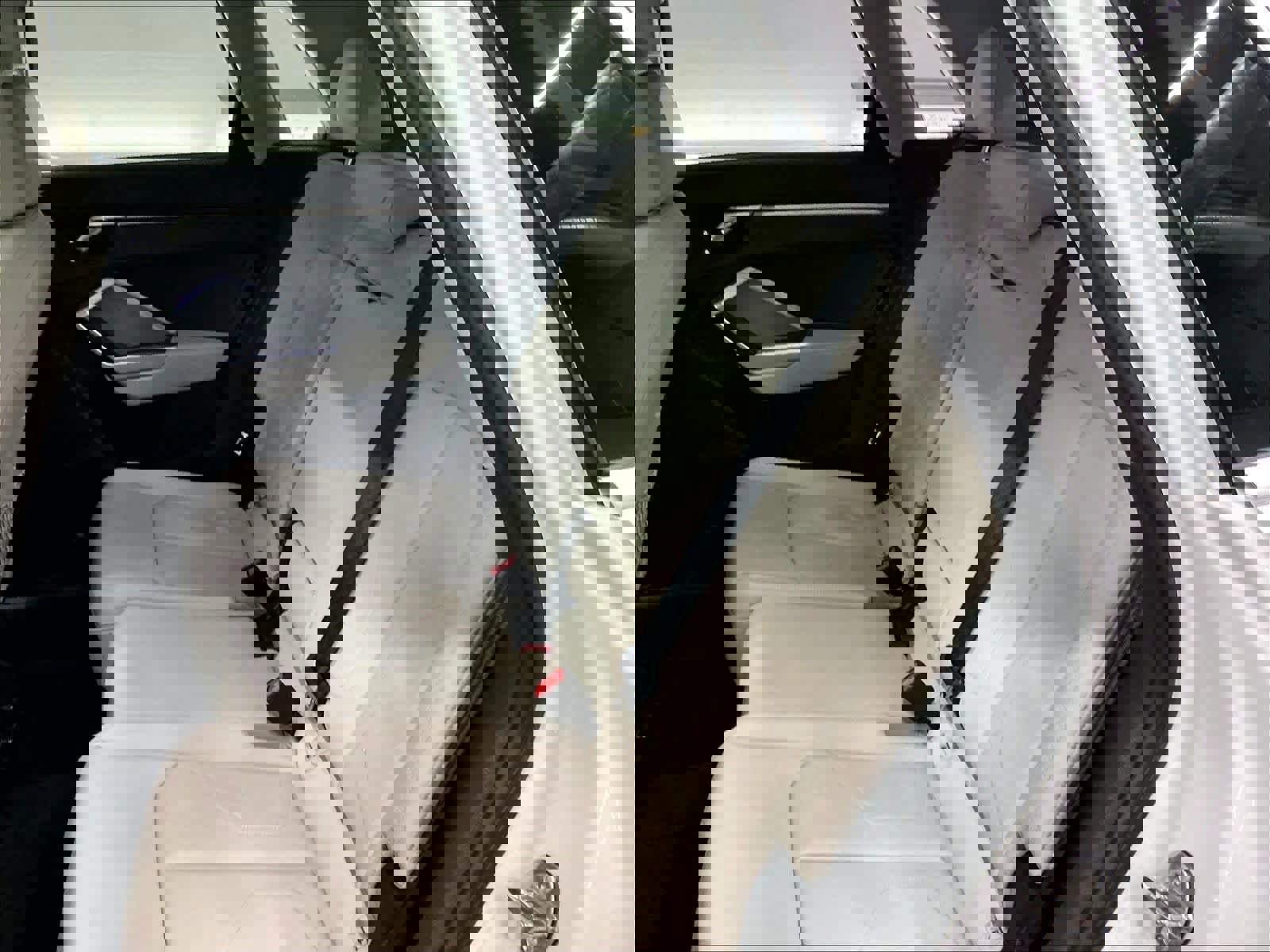 Certified 2025 Audi Q3 2.0T Premium image 28