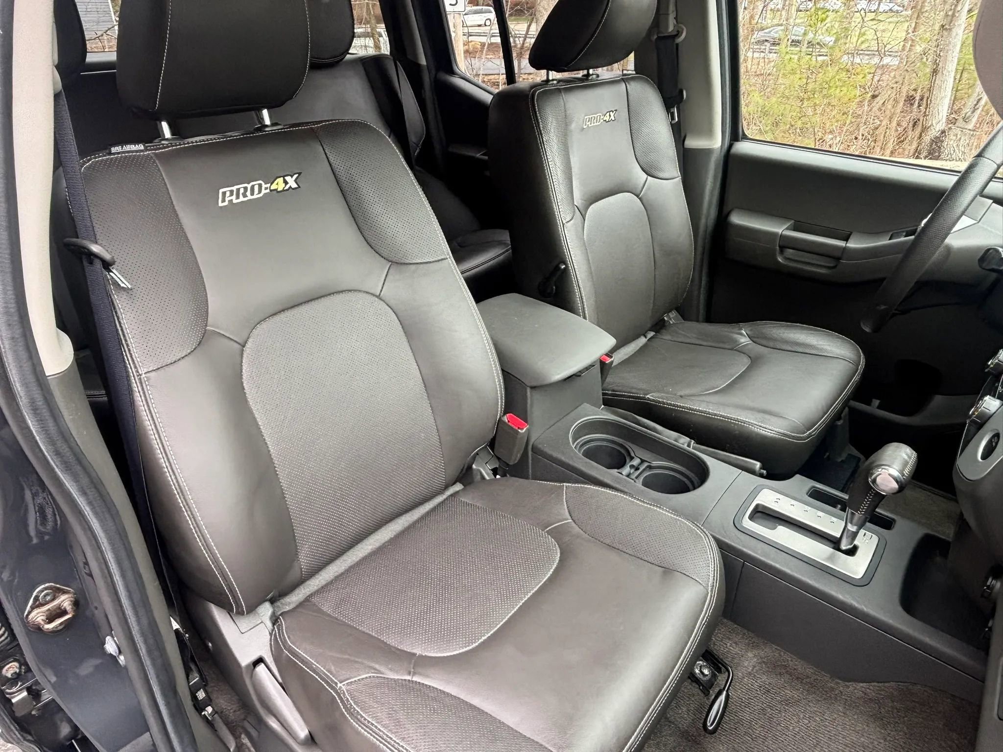 Used 2013 Nissan Xterra PRO-4X w/ Pro-4x Leather Pkg AWD/4WD image 19