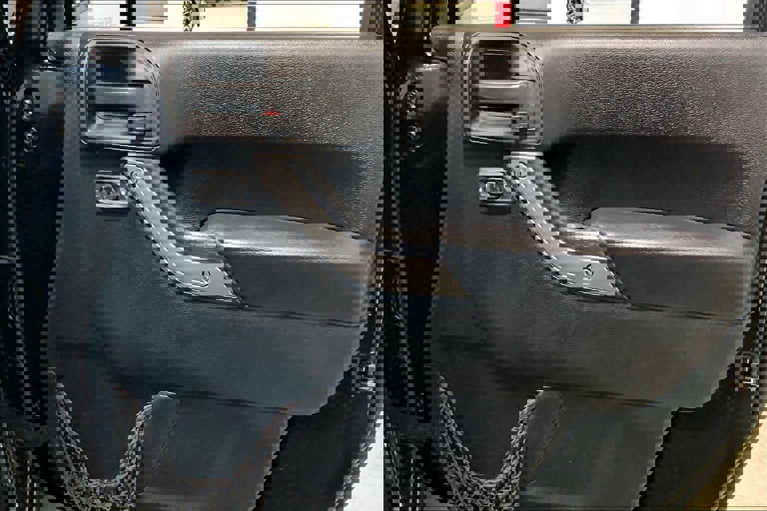 Used 2015 Jeep Wrangler Unlimited Sport w/ Quick Order Package 24S image 23