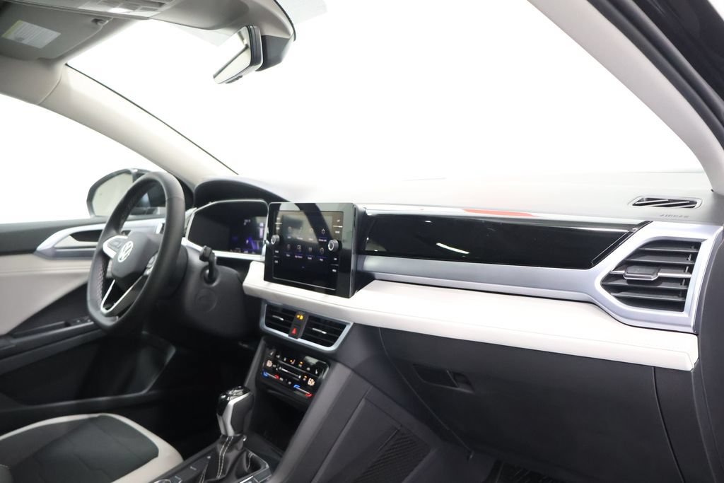 New 2026 Volkswagen Taos SE AWD/4WD image 23