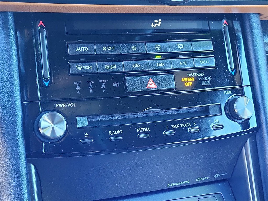 Used 2025 Lexus IS 300 F Sport image 28