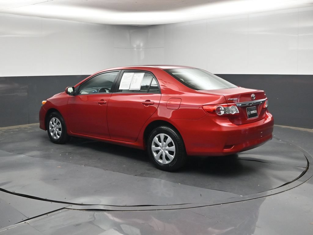 Used 2011 Toyota Corolla LE FWD image 3