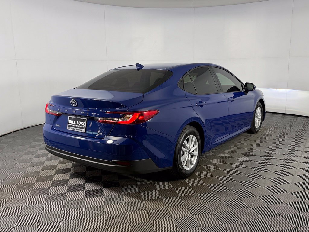 Used 2026 Toyota Camry LE FWD image 8