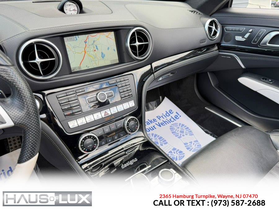 Used 2015 Mercedes-Benz SL 550 w/ White Arrow Edition image 36