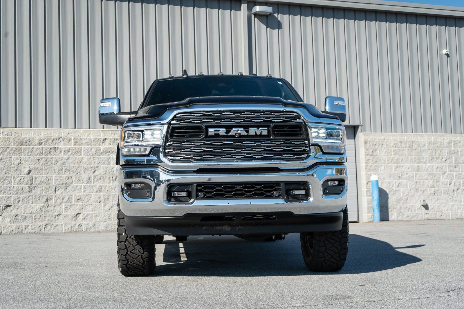 Used 2024 RAM 2500 Limited image 6