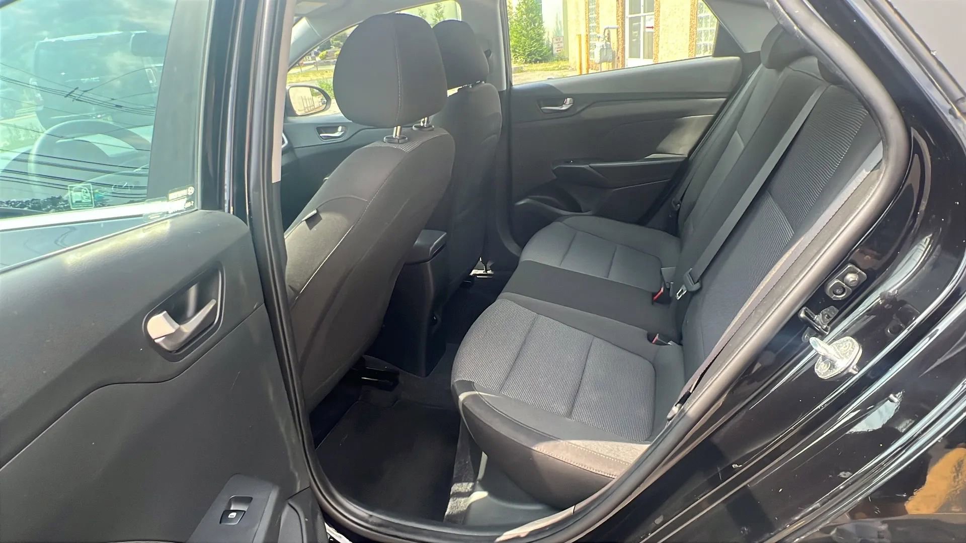 Used 2022 Hyundai Accent SEL image 26