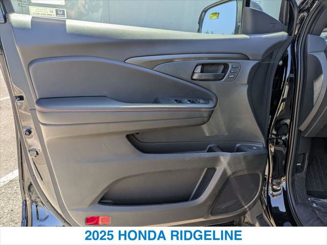 New 2025 Honda Ridgeline TrailSport image 12