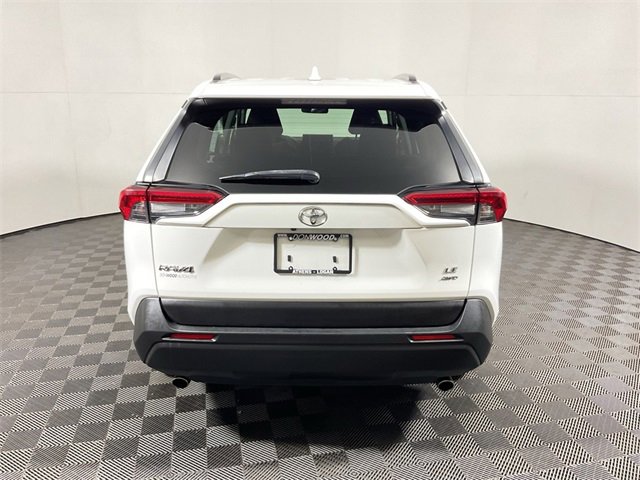 Used 2019 Toyota RAV4 LE w/ Carpet Mat Package image 11