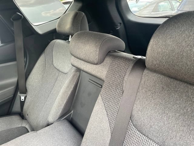 Used 2022 Hyundai Santa Fe SEL w/ Convenience Package FWD image 14