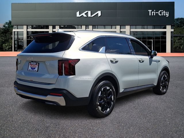 New 2026 Kia Sorento S FWD image 4