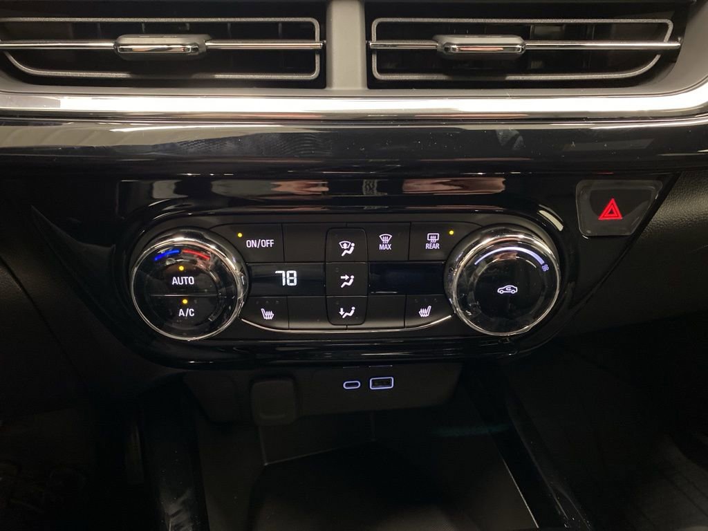 New 2026 Chevrolet Trax RS w/ Driver Confidence Package image 20