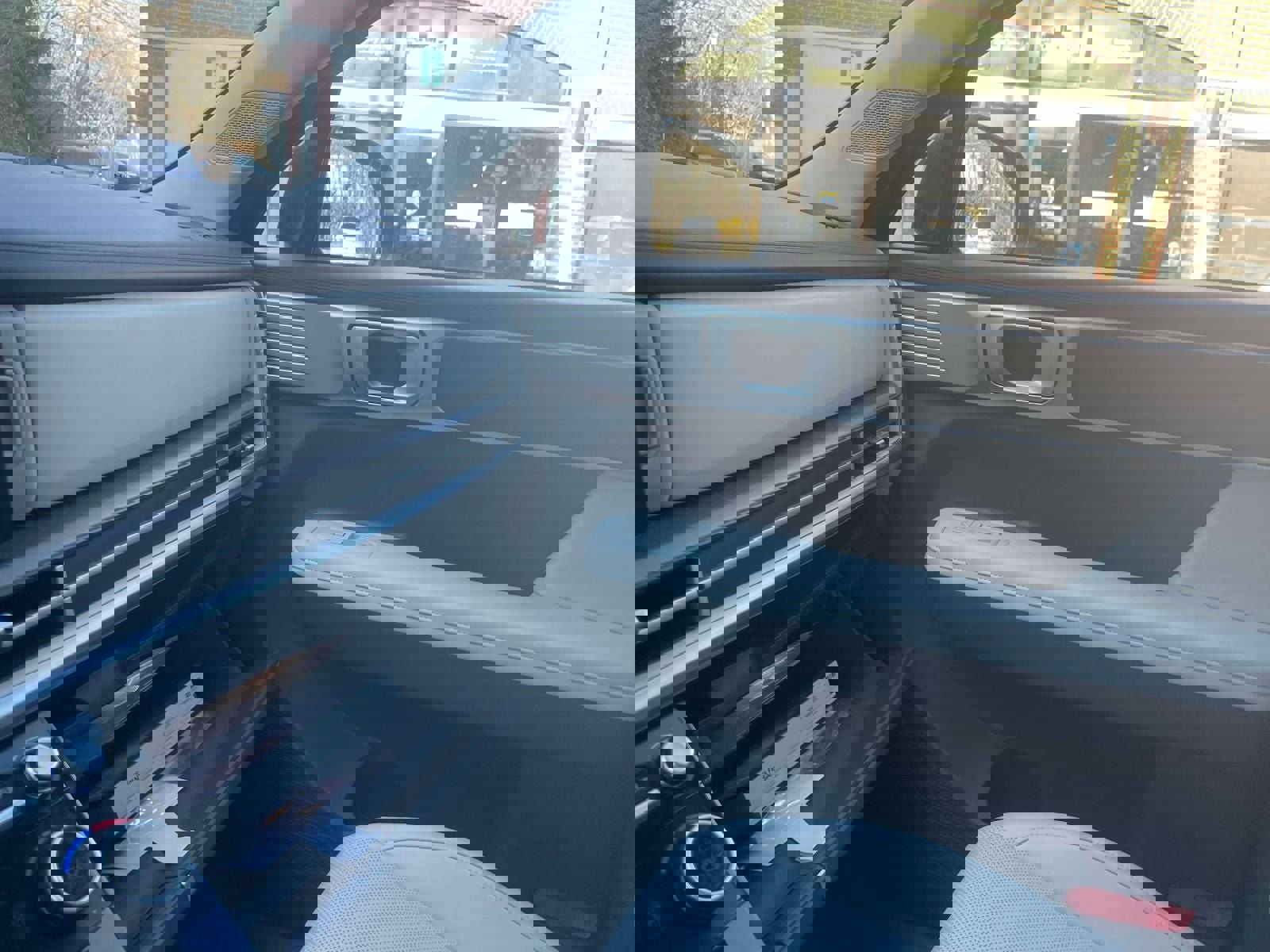 Used 2025 Hyundai Santa Fe SEL image 35