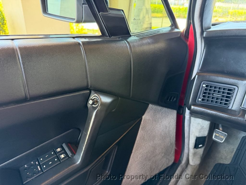 Used 1990 Cadillac Allante FWD image 48
