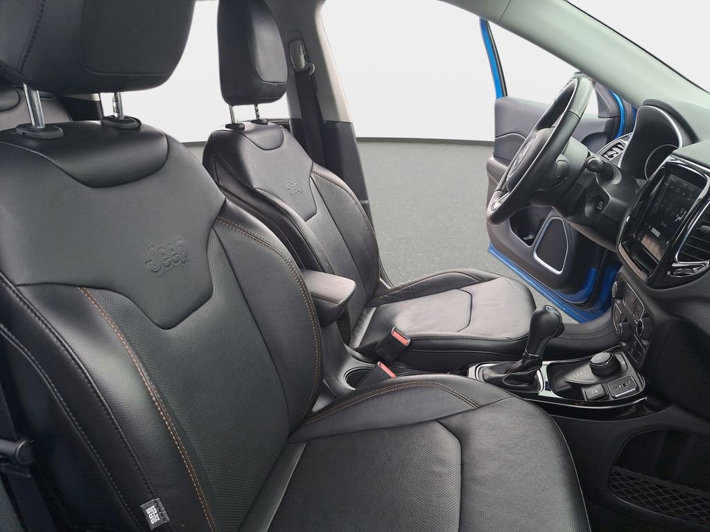 Certified 2021 Jeep Compass Limited AWD/4WD image 11