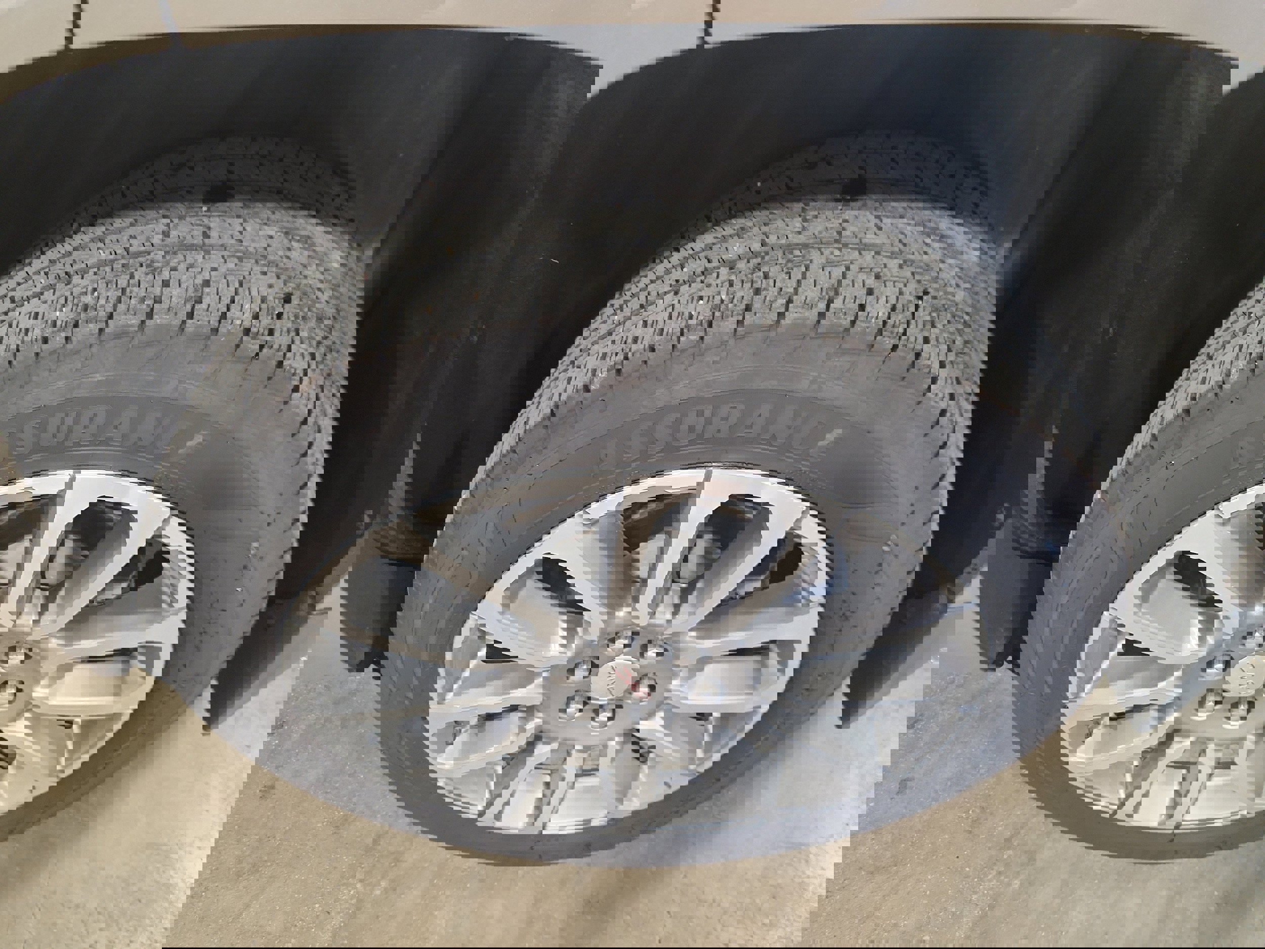 Used 2023 GMC Acadia Denali w/ Denali Technology Package image 10