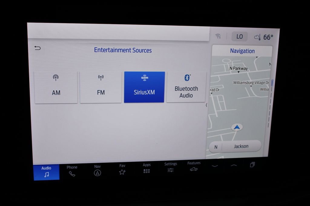 Used 2024 Ford F350 Lariat w/ Tremor Off-Road Package image 51