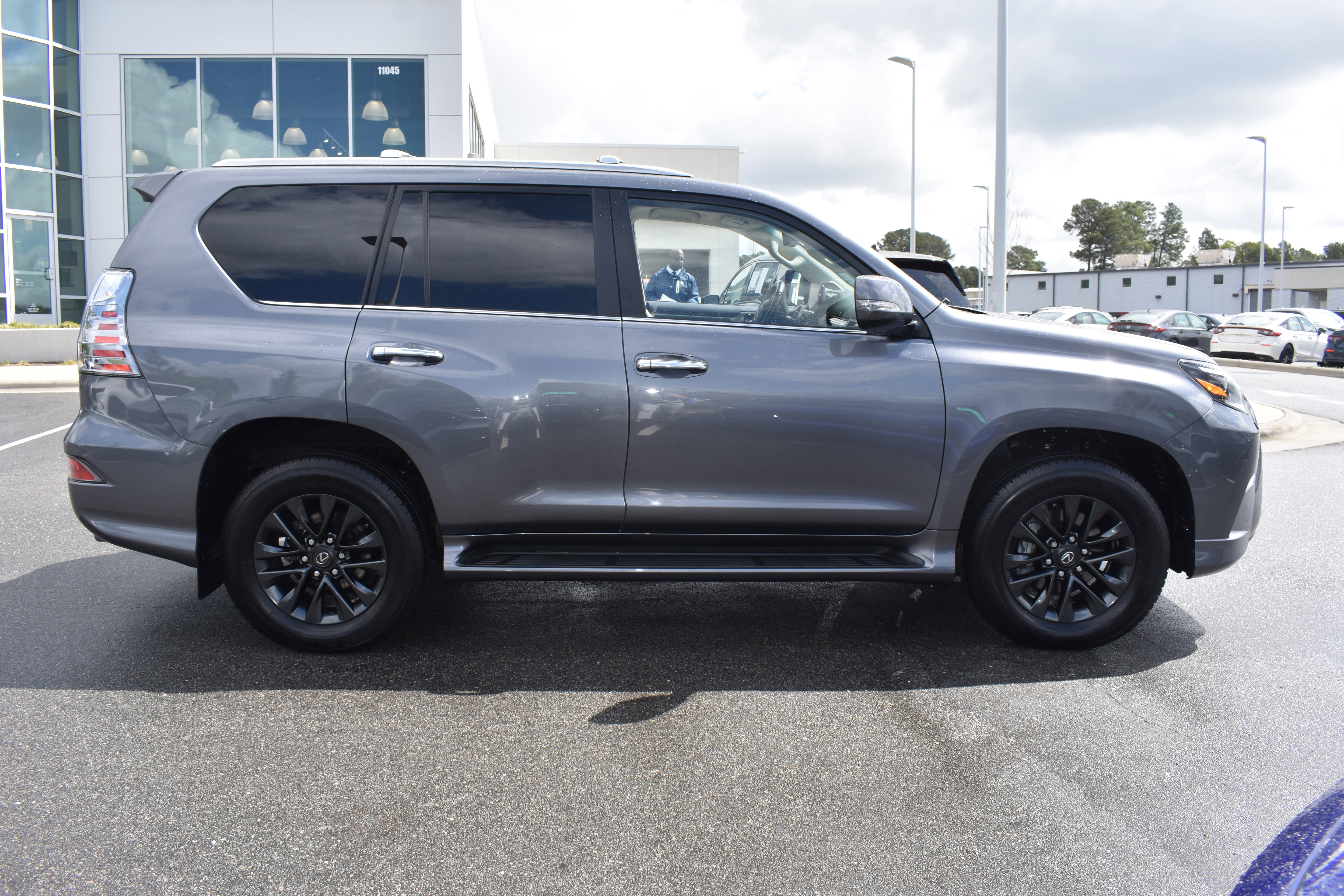 Used 2022 Lexus GX 460 Premium image 10