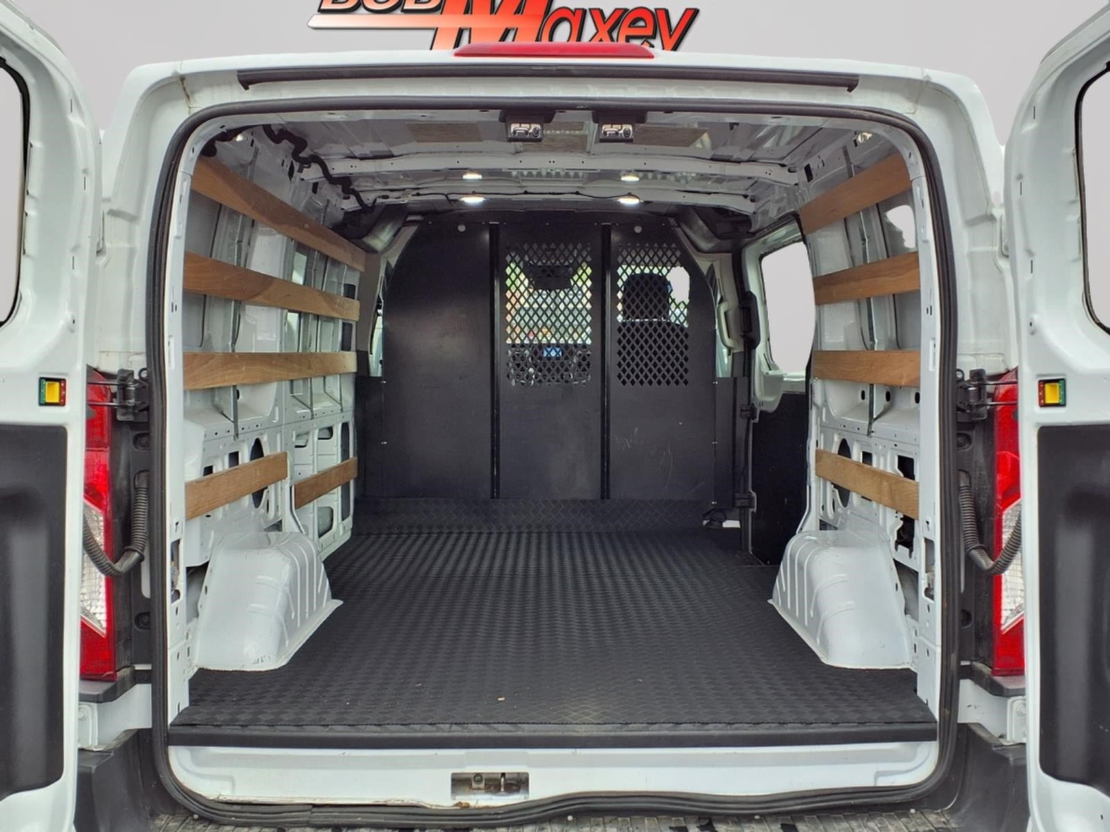 Used 2024 Ford Transit 250 Low Roof w/ Exterior Upgrade Package RWD image 10